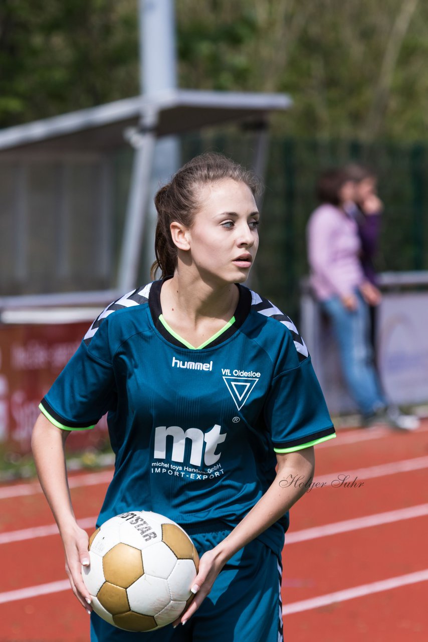 Bild 393 - B-Juniorinnen VfL Oldesloe - JSG Sdtondern : Ergebnis: 2:0